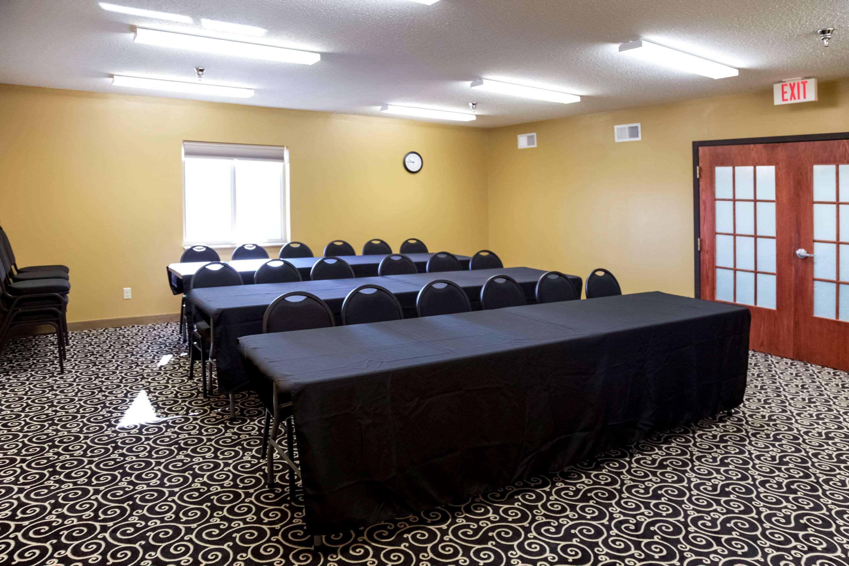 Quality Inn & Suites Watertown Near Prairie Lakes Ice Arena Εξωτερικό φωτογραφία