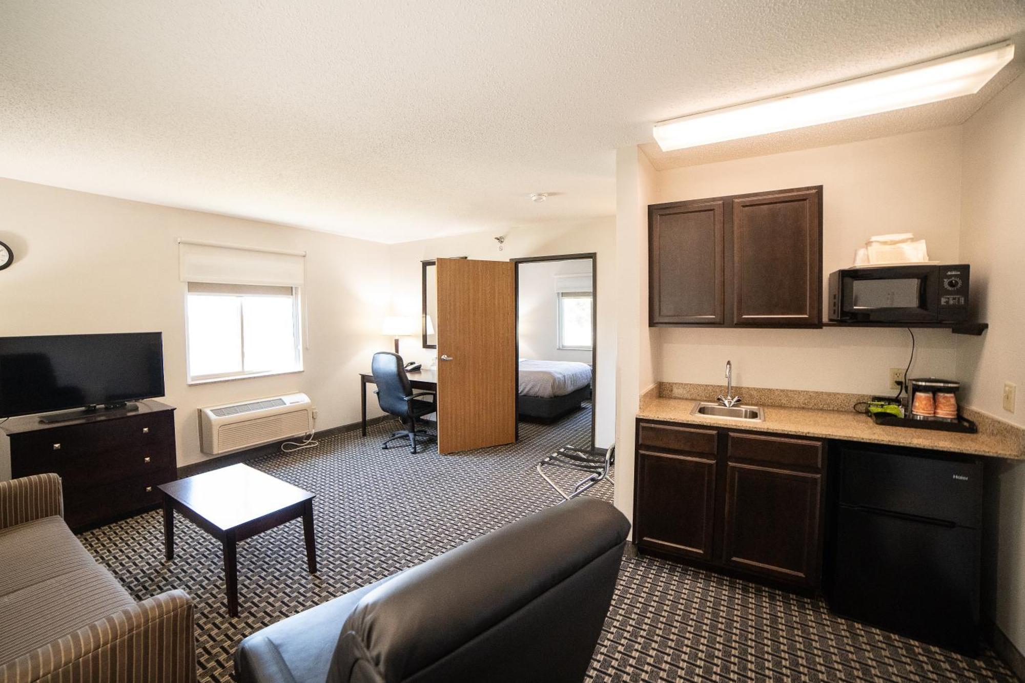 Quality Inn & Suites Watertown Near Prairie Lakes Ice Arena Εξωτερικό φωτογραφία