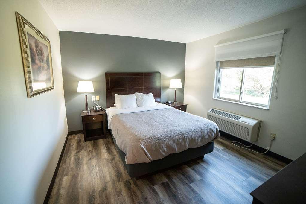 Quality Inn & Suites Watertown Near Prairie Lakes Ice Arena Δωμάτιο φωτογραφία