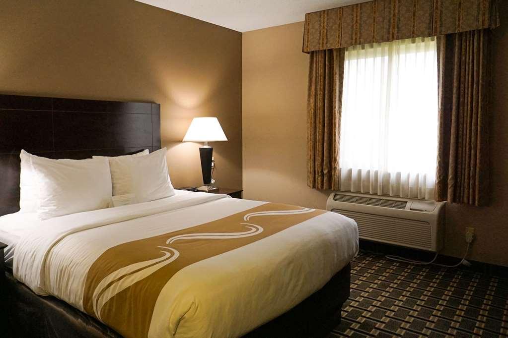 Quality Inn & Suites Watertown Near Prairie Lakes Ice Arena Δωμάτιο φωτογραφία