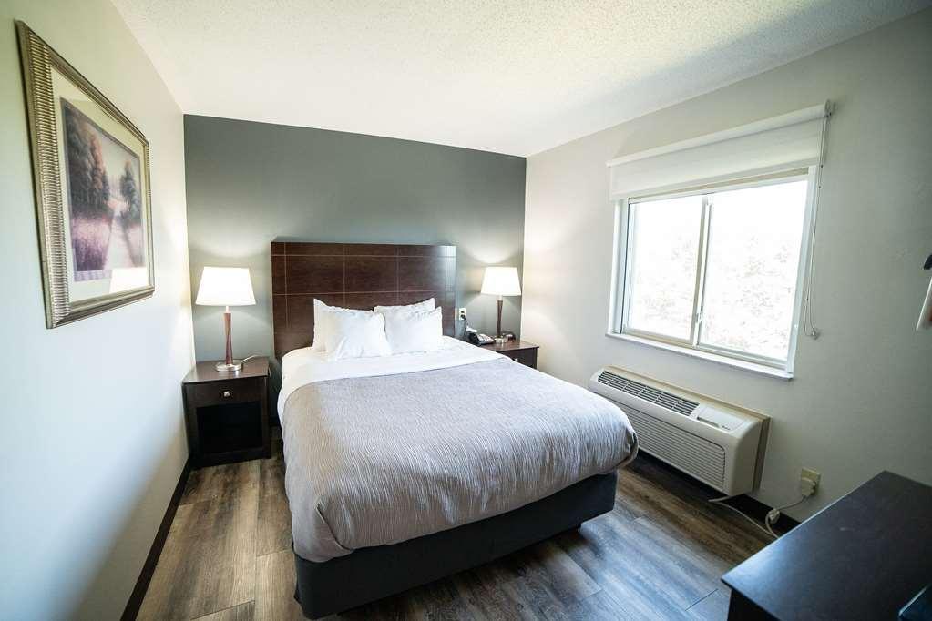 Quality Inn & Suites Watertown Near Prairie Lakes Ice Arena Δωμάτιο φωτογραφία